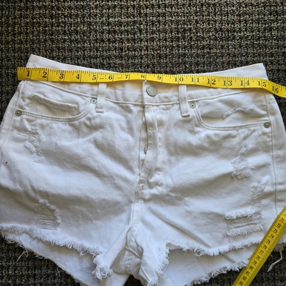 Blank NYC White Distressed Jean Shorts - Picture 9 of 9